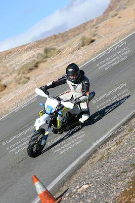 media/Feb-05-2023-Classic Track Day (Sun) [[c35aca4a42]]/Group 2/session 3 turn 13/